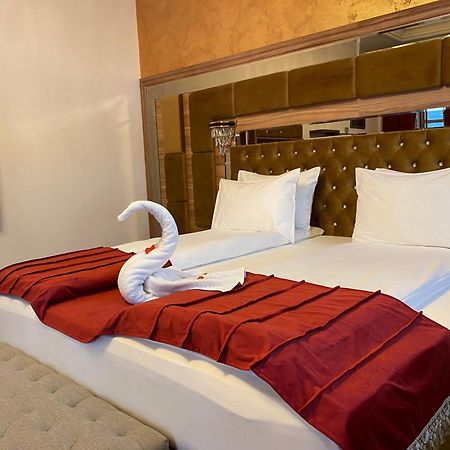 Vila Imperial One Luxury Boutique Hotel Făgăraş Zewnętrze zdjęcie