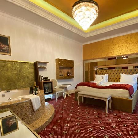 Vila Imperial One Luxury Boutique Hotel Făgăraş Zewnętrze zdjęcie