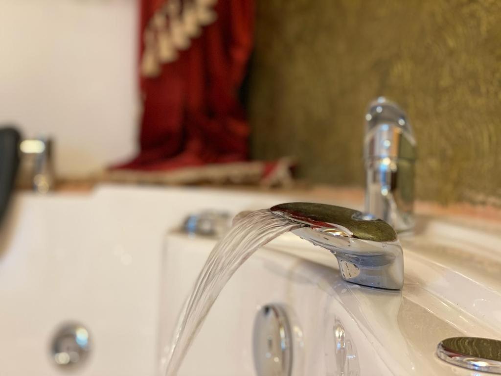 Vila Imperial One Luxury Boutique Hotel Făgăraş Zewnętrze zdjęcie