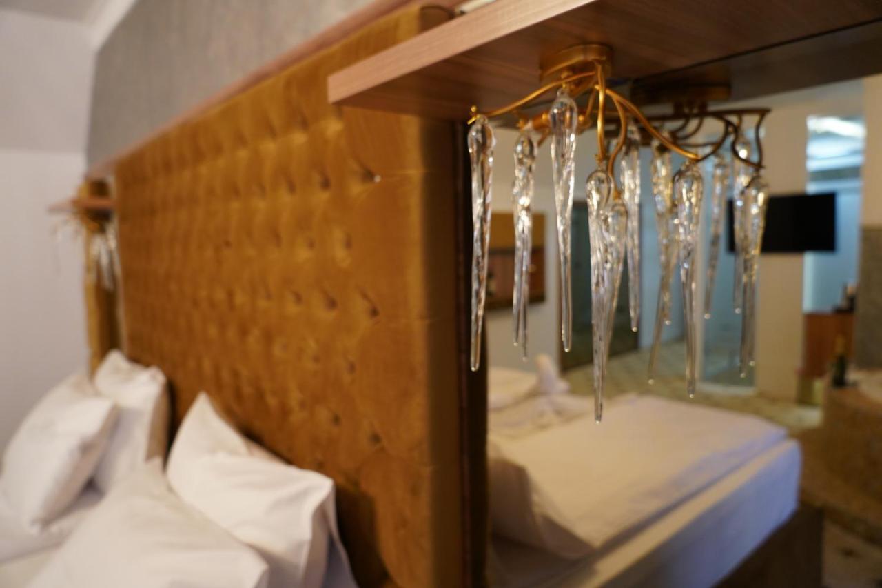 Vila Imperial One Luxury Boutique Hotel Făgăraş Zewnętrze zdjęcie
