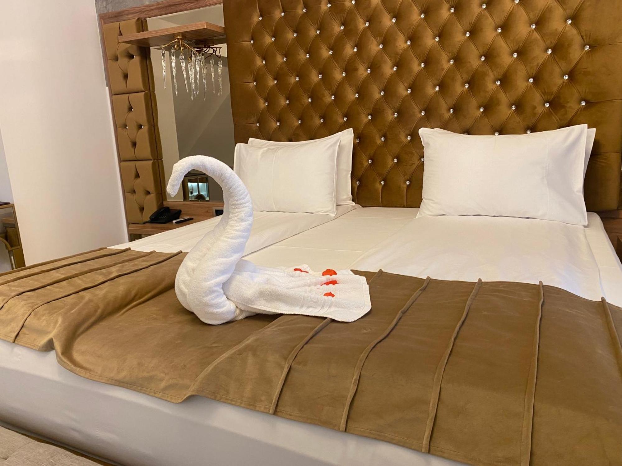 Vila Imperial One Luxury Boutique Hotel Făgăraş Zewnętrze zdjęcie