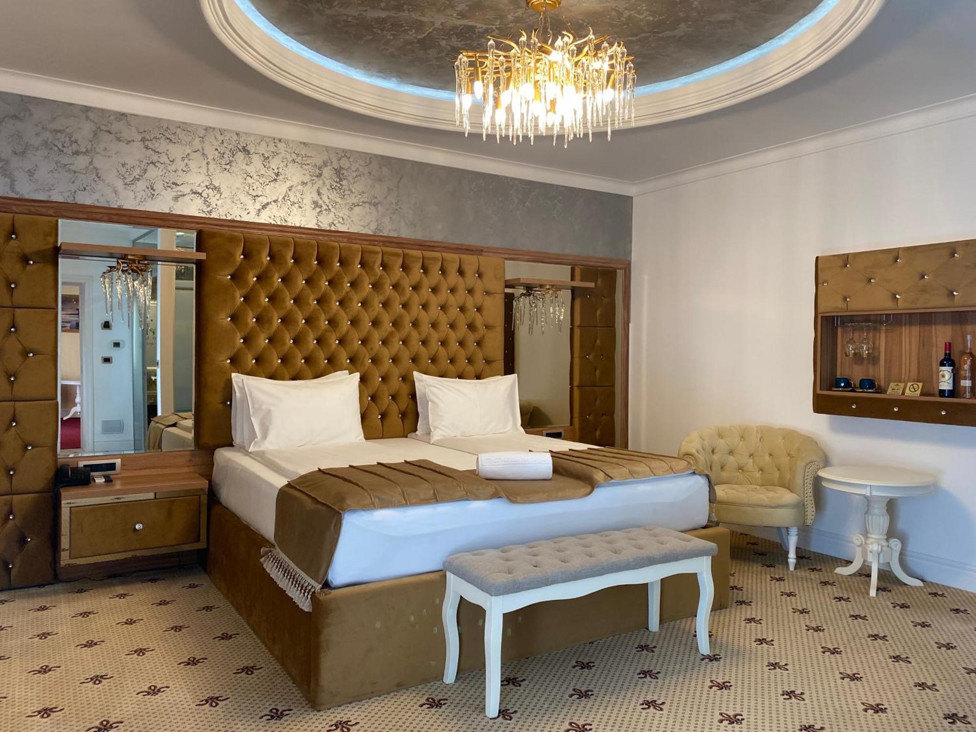 Vila Imperial One Luxury Boutique Hotel Făgăraş Zewnętrze zdjęcie